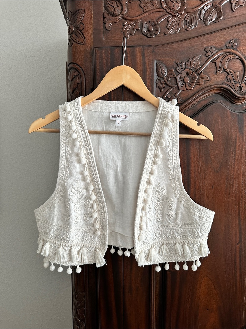 Women’s Fringe Vest